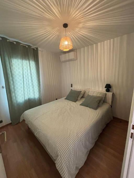 Appartement En Petite Camargue แซงต์-โลรองต์-เดกูซ ภายนอก รูปภาพ