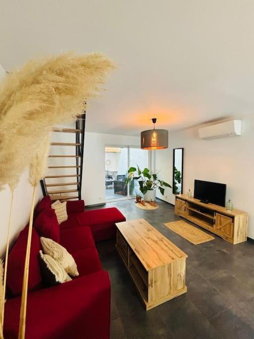 Appartement En Petite Camargue แซงต์-โลรองต์-เดกูซ ภายนอก รูปภาพ